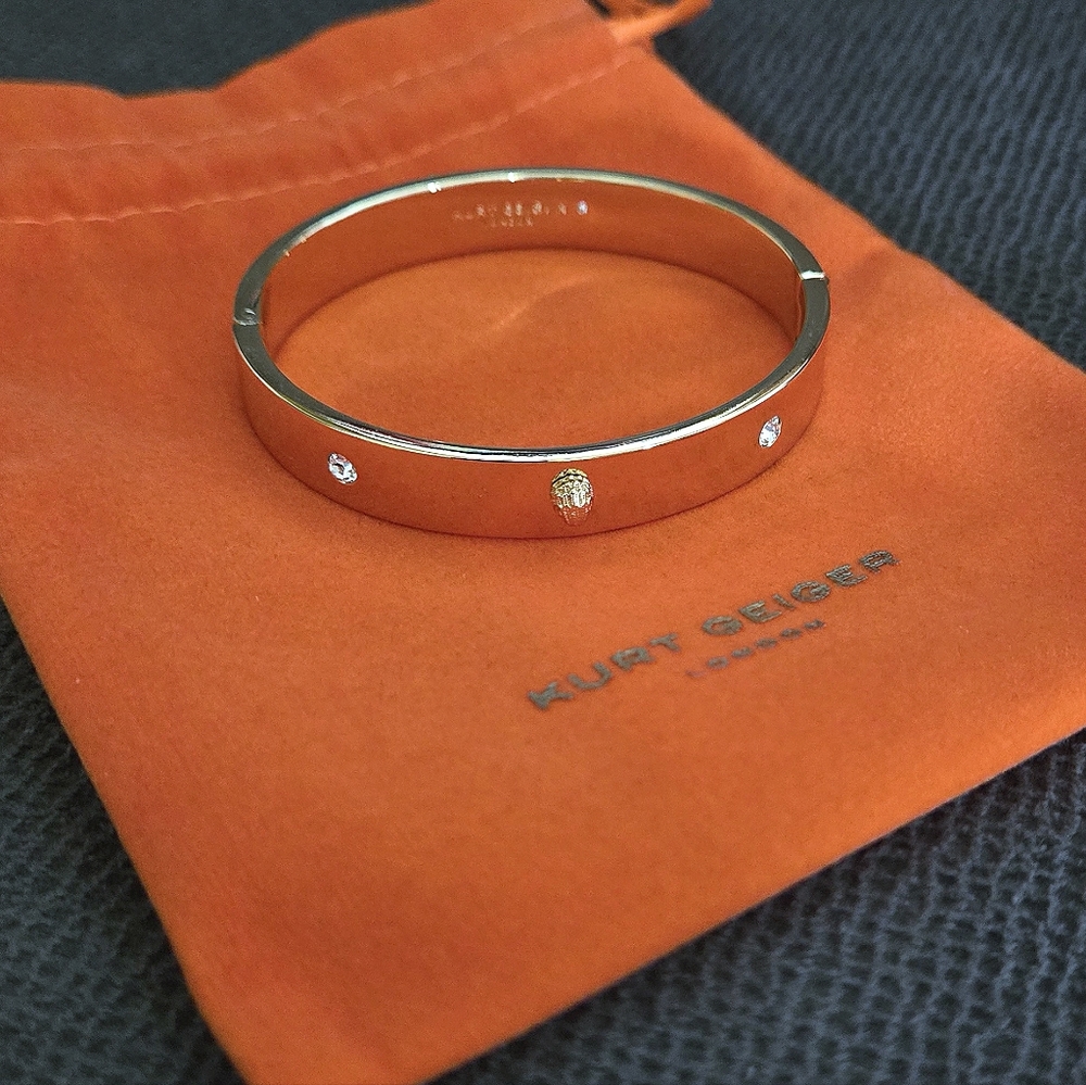 Kurt Geiger Gold💛 Hinged Bangle with Signature Eagle🦅 Head - NWT